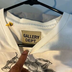 White and red gallery dept shirt! Great condition!